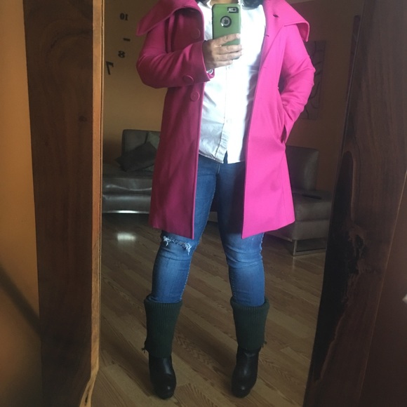 Nice Coat - Picture 2 of 2